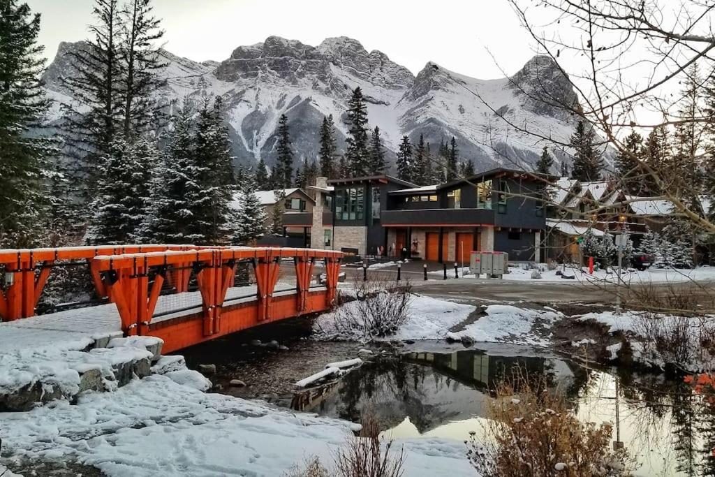 Luxurious Rundle Cliffs Lodge In Spring Creek كانمور المظهر الخارجي الصورة