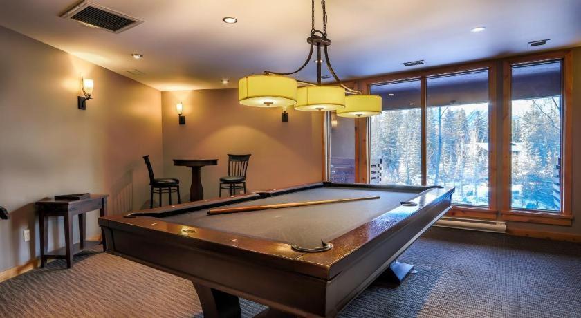 Luxurious Rundle Cliffs Lodge In Spring Creek كانمور المظهر الخارجي الصورة
